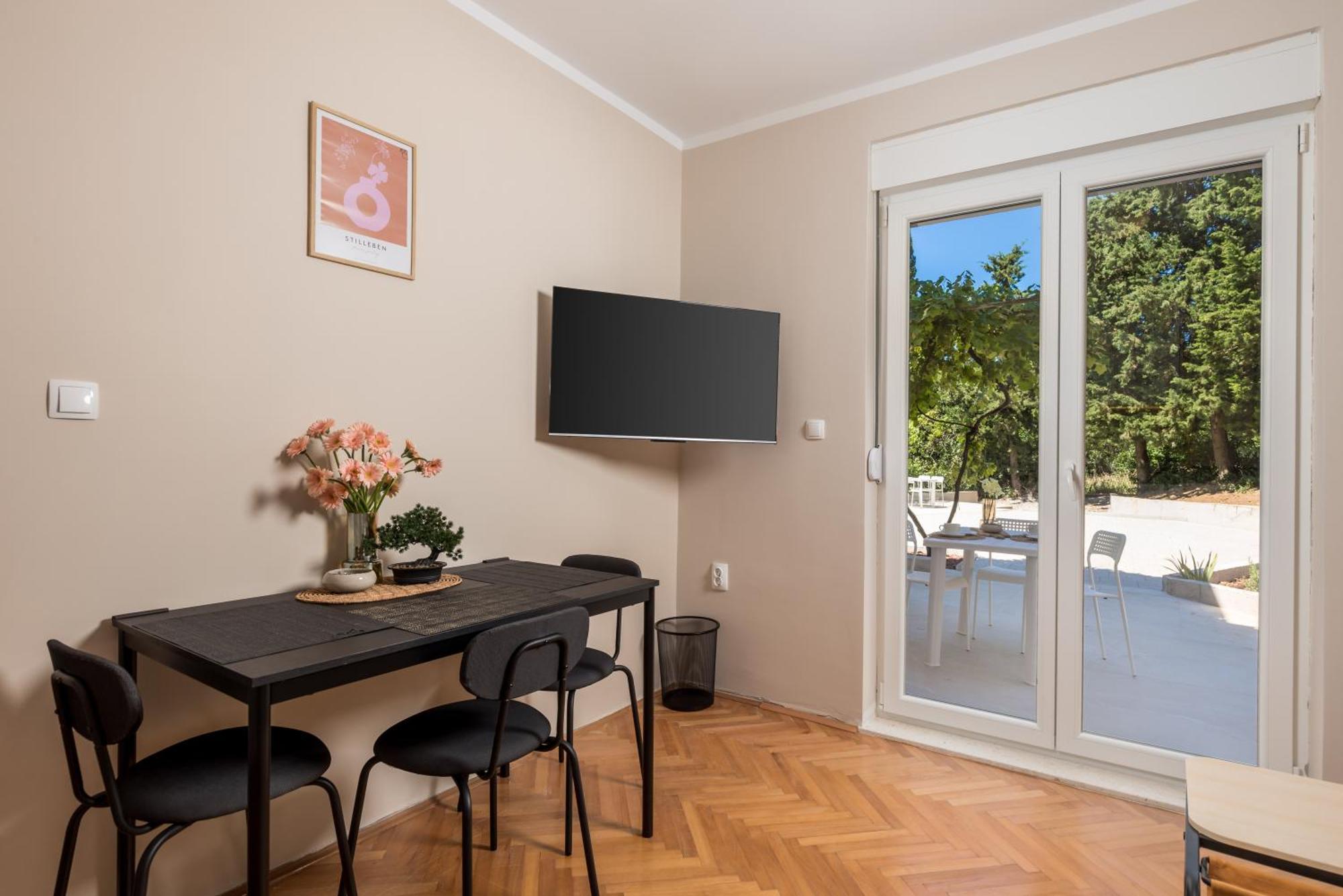 Seaview Garden Premium Apartments Кострена Екстериор снимка
